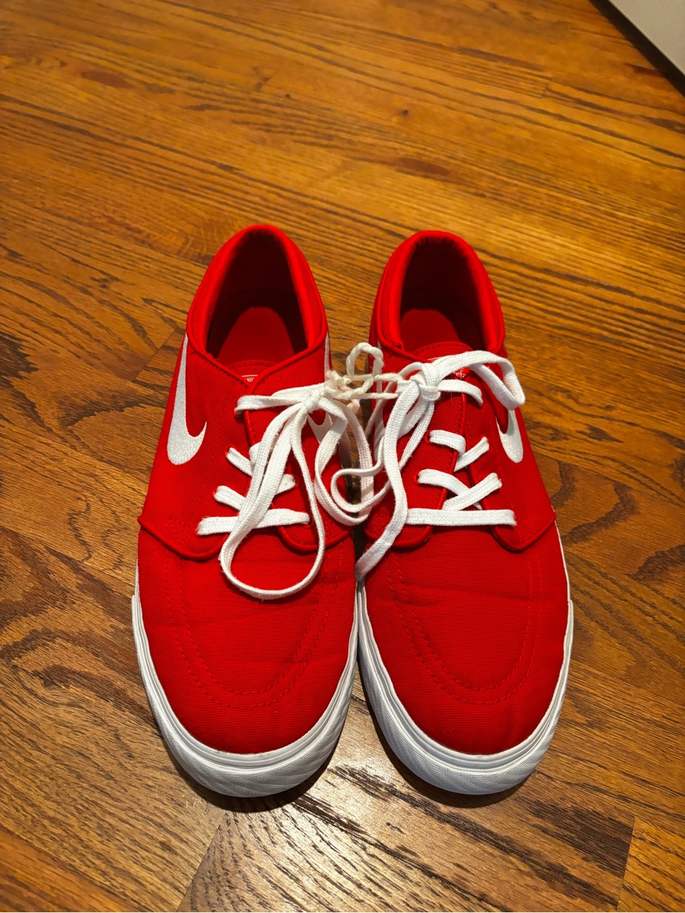 Nike Men’s Stefan Janoski Red Canvas Low-Top Sneakers with White Swoosh